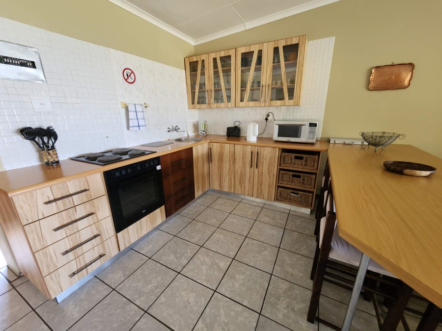 6 Bedroom Property for Sale in Oranjeville Free State